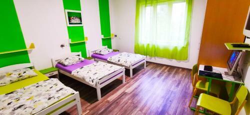 Croparadise Green Hostel