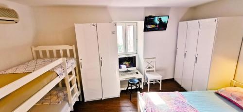 Croparadise Green Hostel