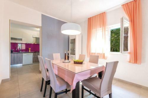 Villa Holiday Home Margy