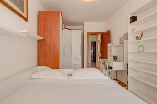 Lct Seaside Apartment