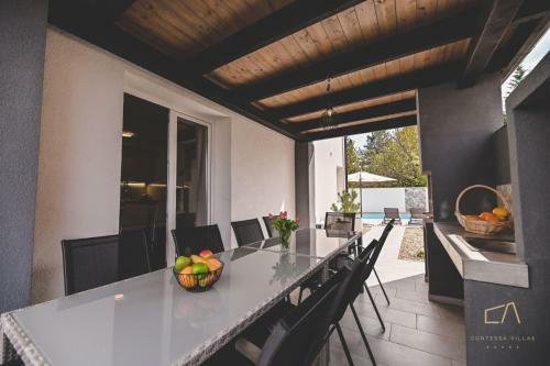 Villa Holiday House Soline Bay