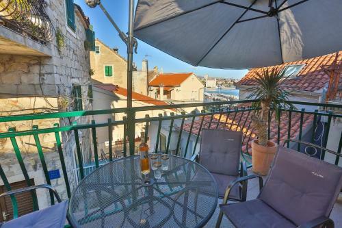 Nice Well-located Duplex Apartment