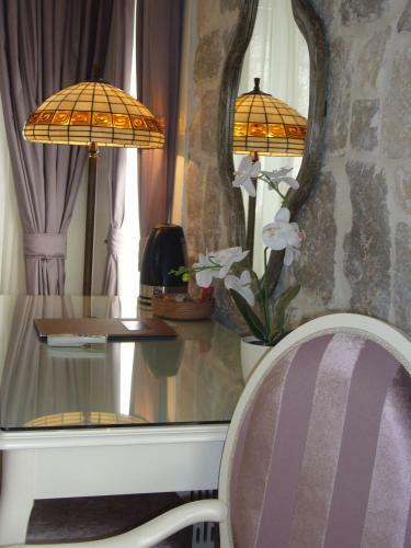 Hostal Morpurgo Lux