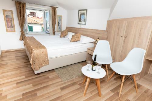 Deluxe Collection Hotel Kastel
