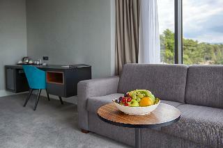 Marvie Hotel & Health