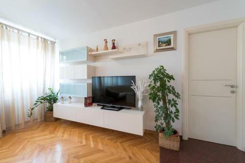 Apartment Snjeza - Spacious & Comfy