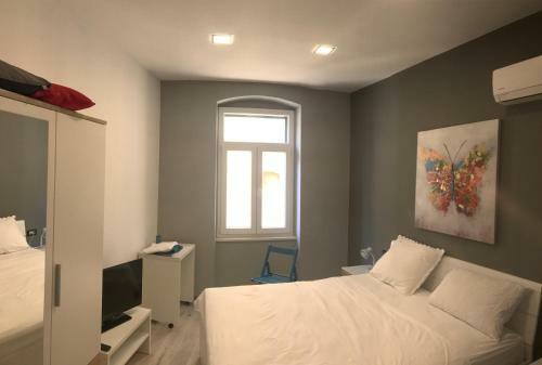 Hostal The Diocletian Collection