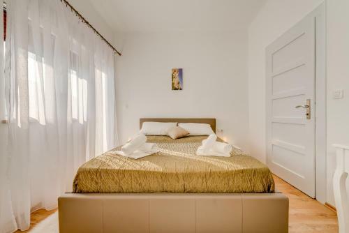 Villa Lct Holiday Home Florentina