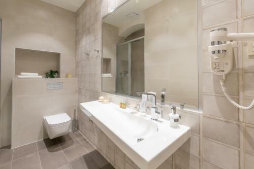 Hostal Riva Palace