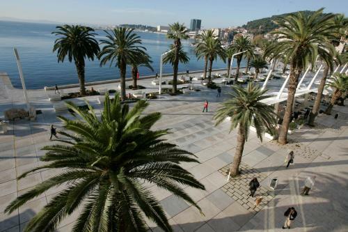 Hostal Riva Palace