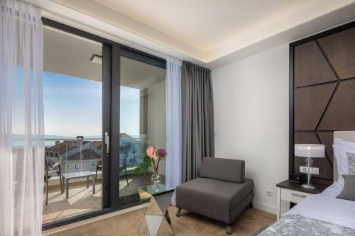 Aparthotel Ellure Luxury Suites
