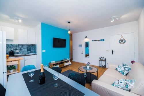 Immaculate 3-bed Apartment In Split