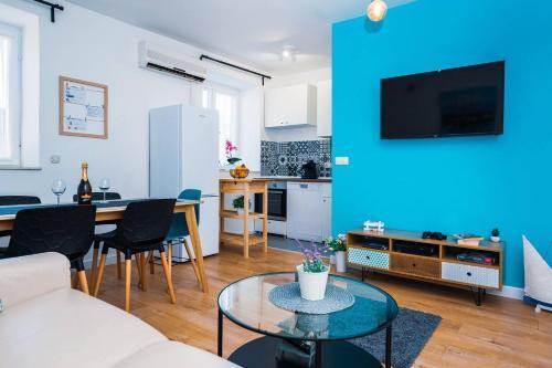 Immaculate 3-bed Apartment In Split