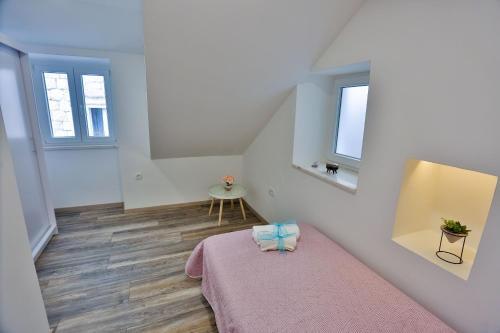 Impeccable 3-bed Apartment In Split