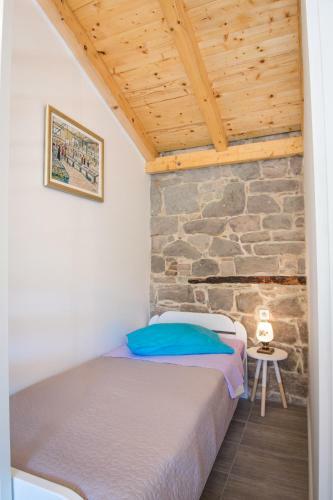 Charming 5-bed House In Split