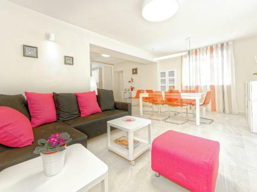 Luxurious Villa In Labin With Garden