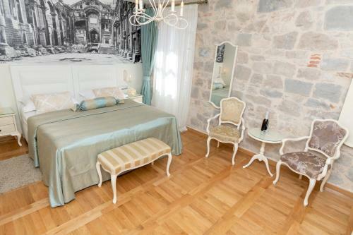 Hostal Gothic Palace Heritage