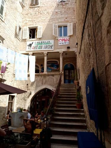 Hostal Gothic Palace Heritage