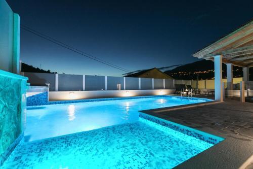 Apartamento Oz's Coutryside Oasis With Private Pool