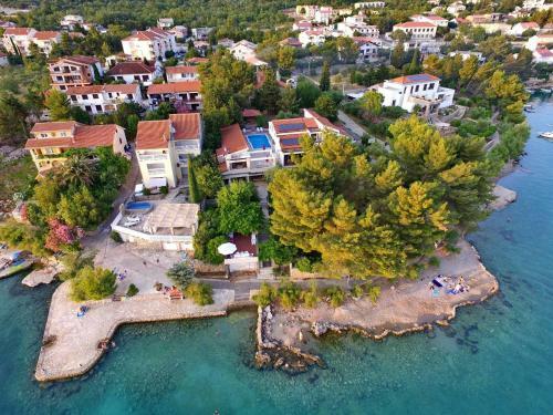 Spacious Holiday Home In Starigrad With Swimming Pool