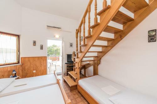 Apartments Jadra - 28m From Beach
