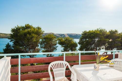 Apartments Jadra - 28m From Beach