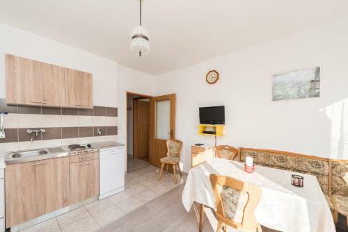 Apartments Jadra - 28m From Beach