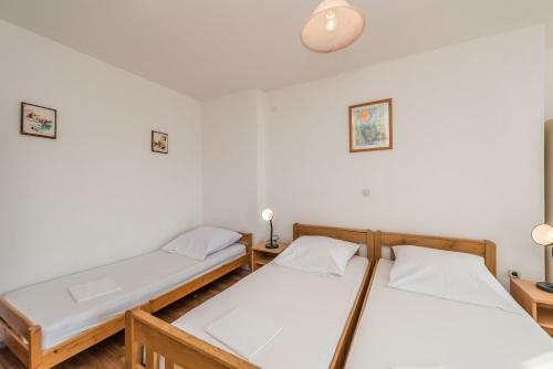 Apartments Jadra - 28m From Beach