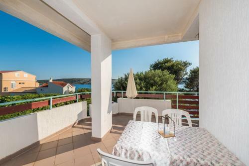 Apartments Jadra - 28m From Beach