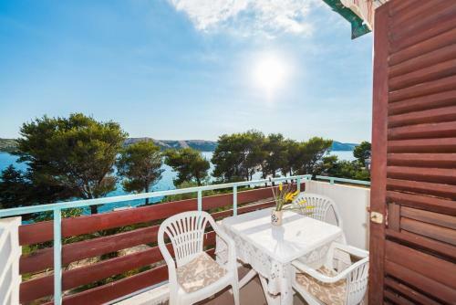 Apartments Jadra - 28m From Beach
