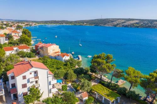 Apartments Jadra - 28m From Beach