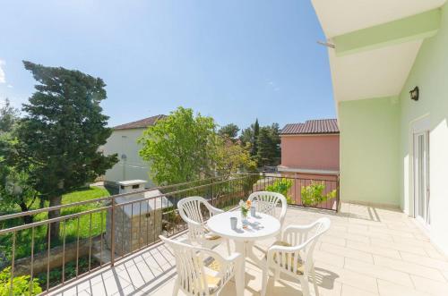 Apartments Sklopina