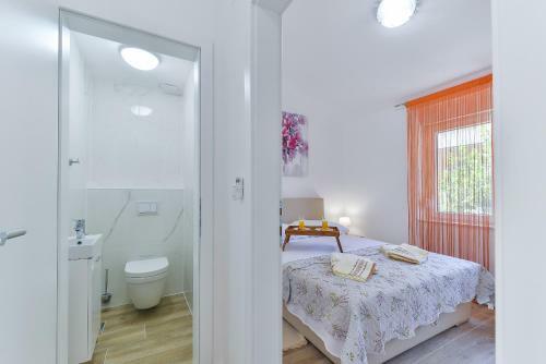 Crowonder Cascada Villa With Jacuzzi - S1