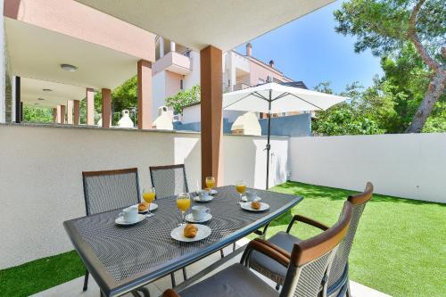 Crowonder Cascada Villa With Jacuzzi - S1
