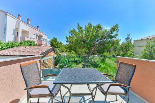 Crowonder Cascada Villa With Jacuzzi - S1