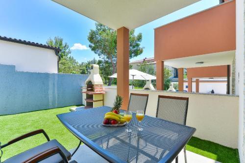 Luxurious Two Bedroom Villa With Jacuzzy- Casa3
