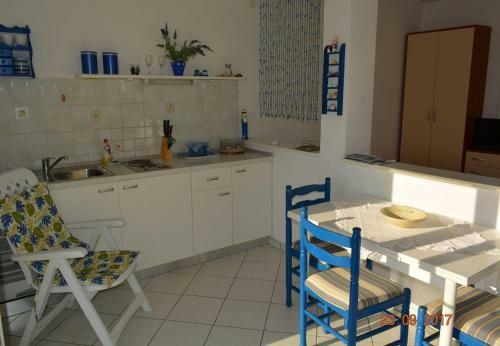 Apartments Maja - 50m From Beach