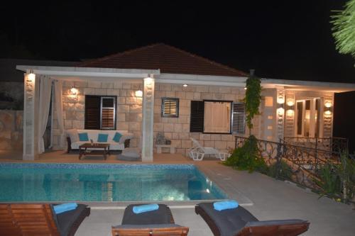 Holiday Home Sumartin (682-2)