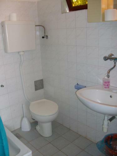 Apartments Bob - 10m From The Sea