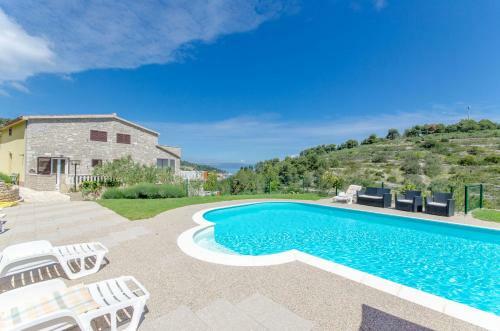 Villa Star