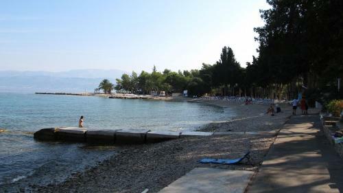 Apartment Leana - Close To Beach