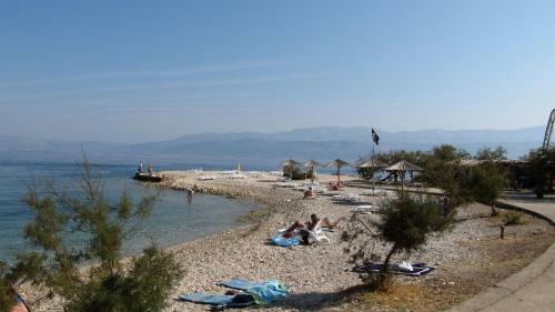 Apartment Leana - Close To Beach