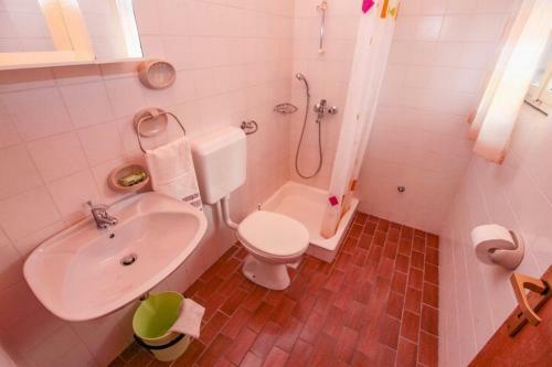 Hostal Villa Pinus