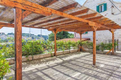 Sumartin Villa Sleeps 6 Pool Wifi