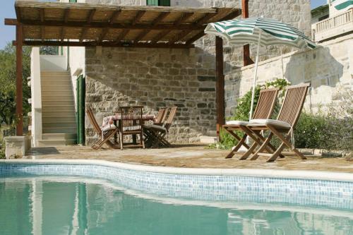 Sumartin Villa Sleeps 6 Pool Wifi