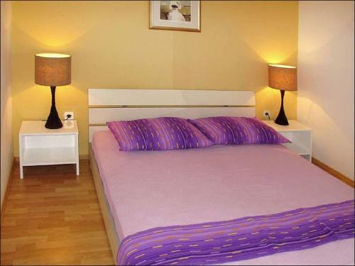 Apartments Adel - 70 M From Beach