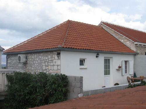 Apartment Sini?a - 300 M From Beach
