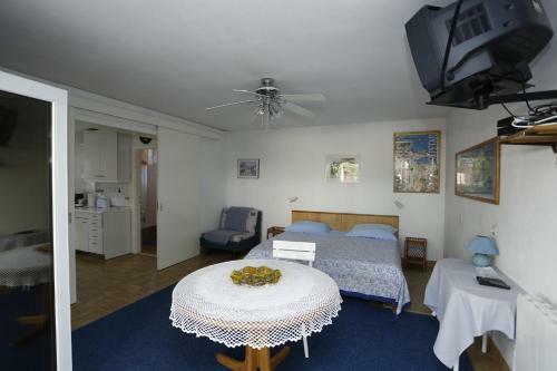 Apartments Jozi - Parking And Grill