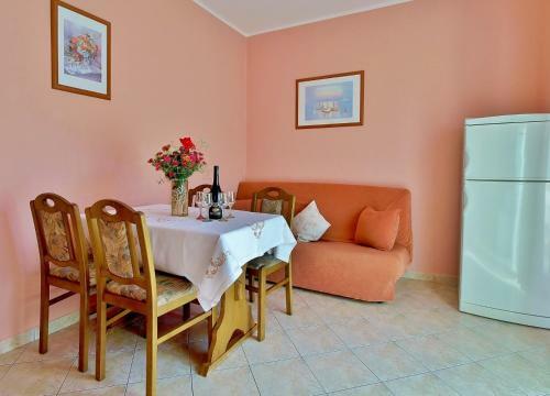 Apartments Ana - 50m From Sea