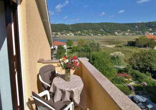 Apartments Ana - 50m From Sea